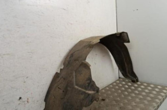 Pare boue avant droit VOLVO V 40 1