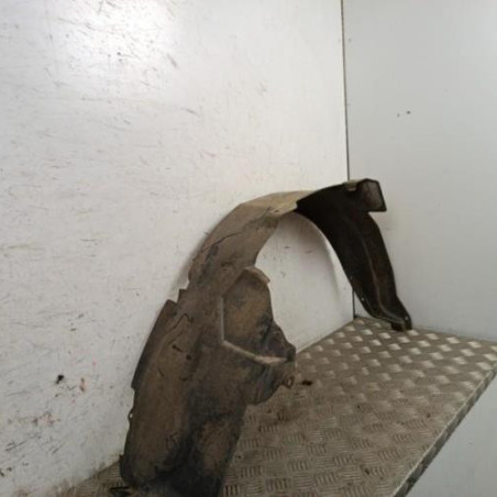 Pare boue avant droit VOLVO V 40 1