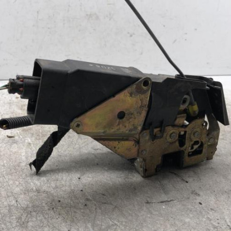 Serrure arriere droit VOLVO V 40 1