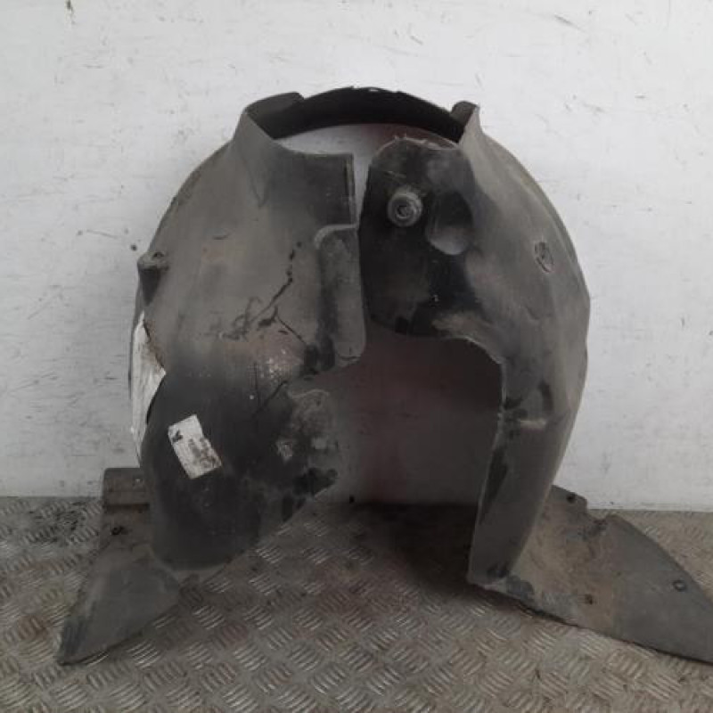 Pare boue avant gauche PEUGEOT 206 Pare boue avant gauche PEUGEOT 206
