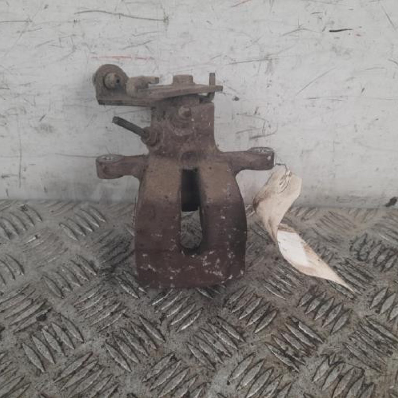Etrier arriere gauche (freinage) RENAULT SCENIC 3