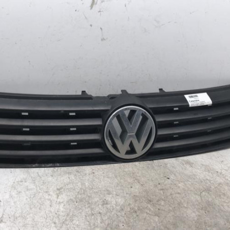 Calandre VOLKSWAGEN PASSAT 4 Photo n°1