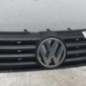 Calandre VOLKSWAGEN PASSAT 4