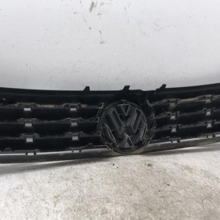 Calandre VOLKSWAGEN PASSAT 4