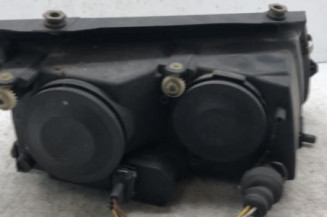 Optique avant principal gauche (feux)(phare) VOLKSWAGEN PASSAT 4