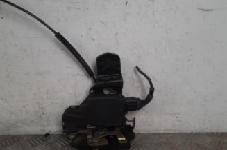 Serrure avant droit VOLKSWAGEN PASSAT 4
