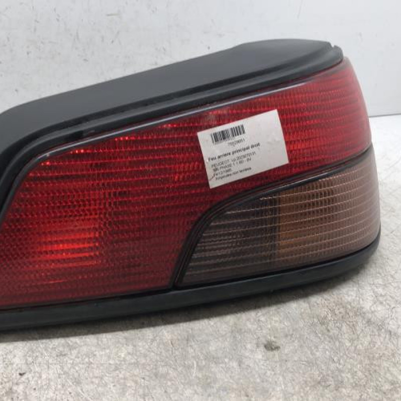 Feu arriere principal droit (feux) PEUGEOT 306 Feu arriere principal droit (feux) PEUGEOT 306