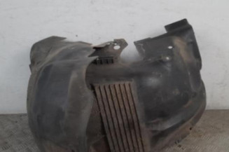 Pare boue avant gauche RENAULT SCENIC 1