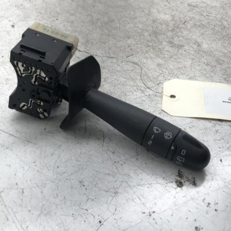 Commodo d'essuie glaces RENAULT CLIO 2 Commodo d'essuie glaces RENAULT CLIO 2
