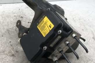 Bloc ABS (freins anti-blocage) TOYOTA AURIS 1