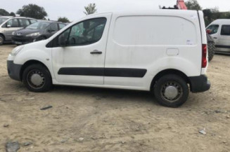 Anti brouillard gauche (feux) CITROEN BERLINGO 2 Photo n°9