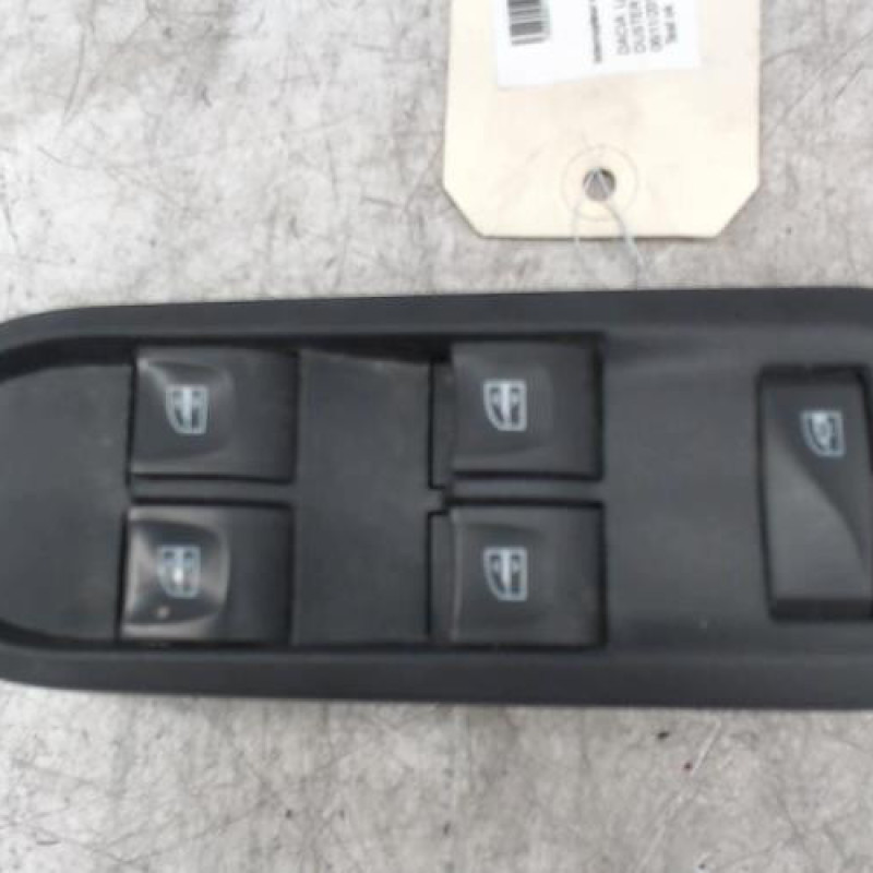 Interrupteur de leve vitre avant gauche DACIA DUSTER 1