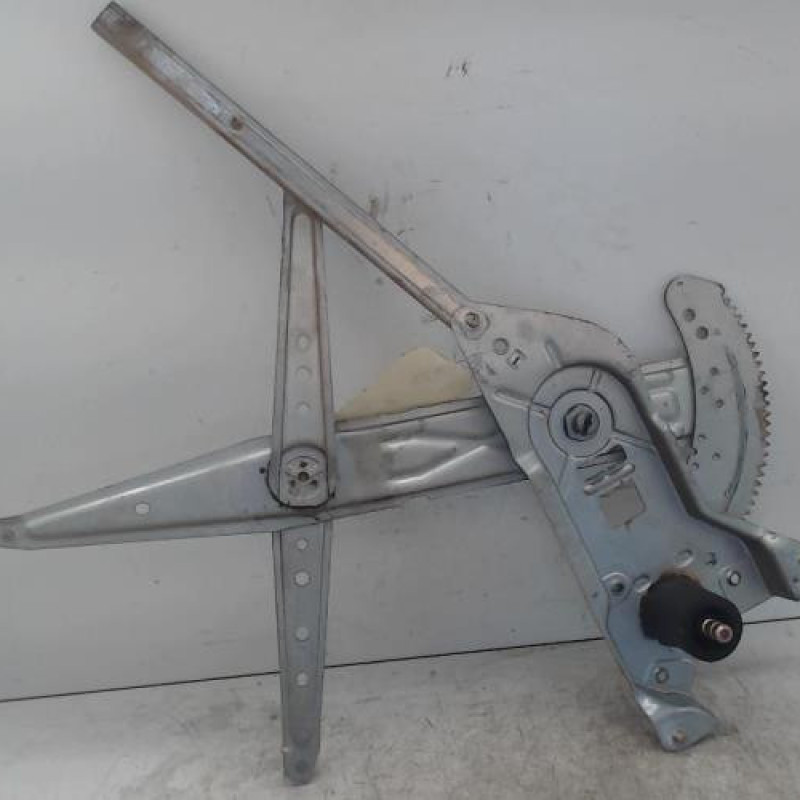Leve vitre mecanique avant droit RENAULT KANGOO 1
