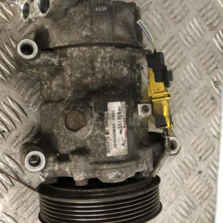 Compresseur clim CITROEN C3 1 Photo n°1