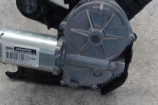 Moteur essuie glace arriere PEUGEOT 2008 1