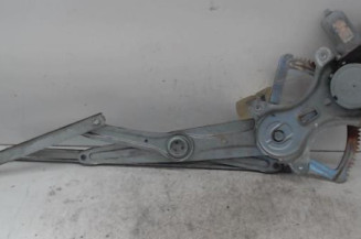 Leve vitre electrique arriere gauche TOYOTA COROLLA VERSO 2 Photo n°1