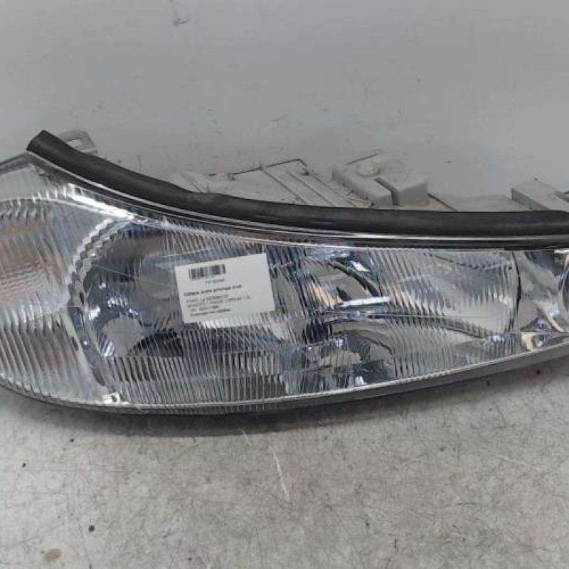 Optique avant principal droit (feux)(phare) FORD MONDEO 1