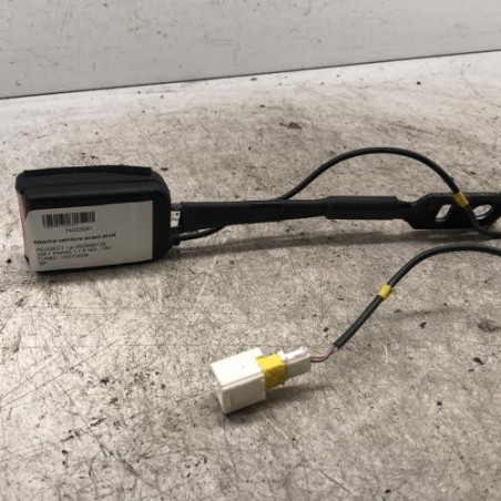 Attache ceinture avant droit PEUGEOT 308 1
