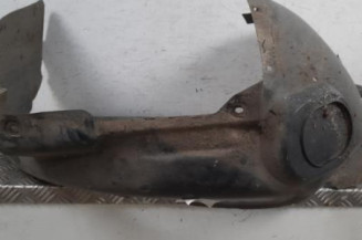 Pare boue avant droit VOLKSWAGEN PASSAT 4