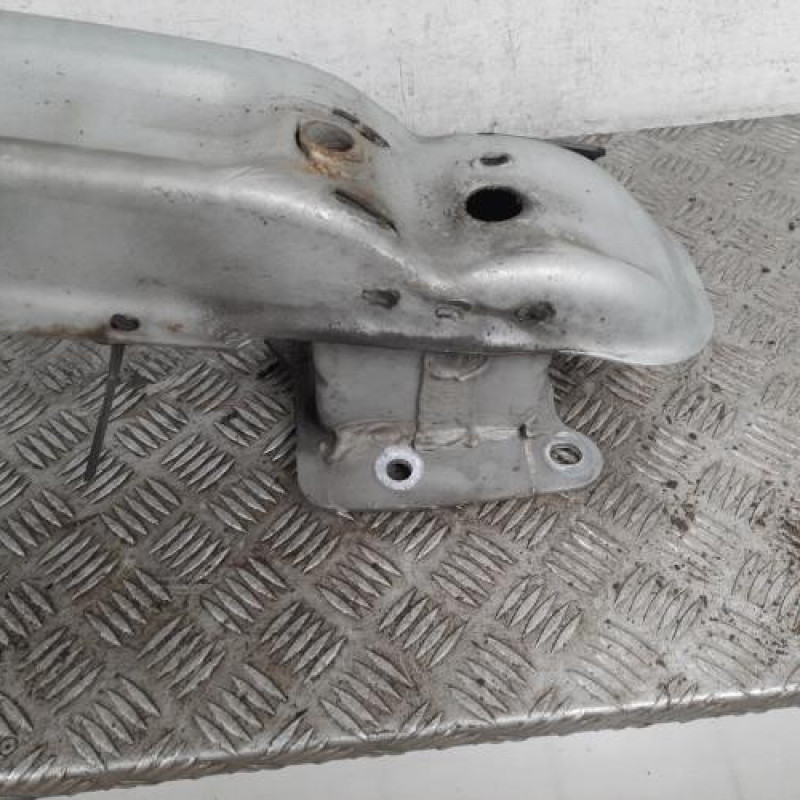 Renfort pare choc avant (traverse) RENAULT LAGUNA 2