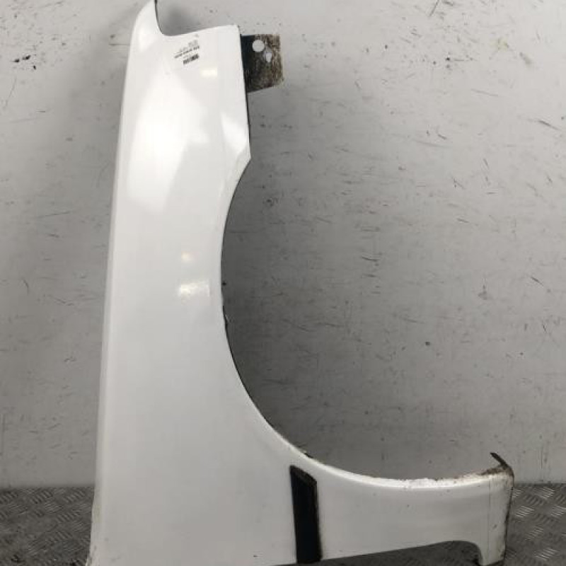 Aile avant droit PEUGEOT 106