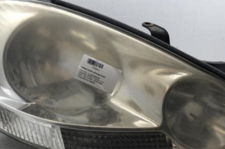 Optique avant principal droit (feux)(phare) TOYOTA AVENSIS VERSO Photo n°1