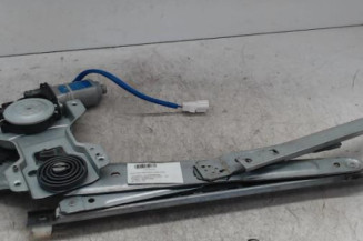 Leve vitre electrique avant droit HYUNDAI MATRIX Photo n°1