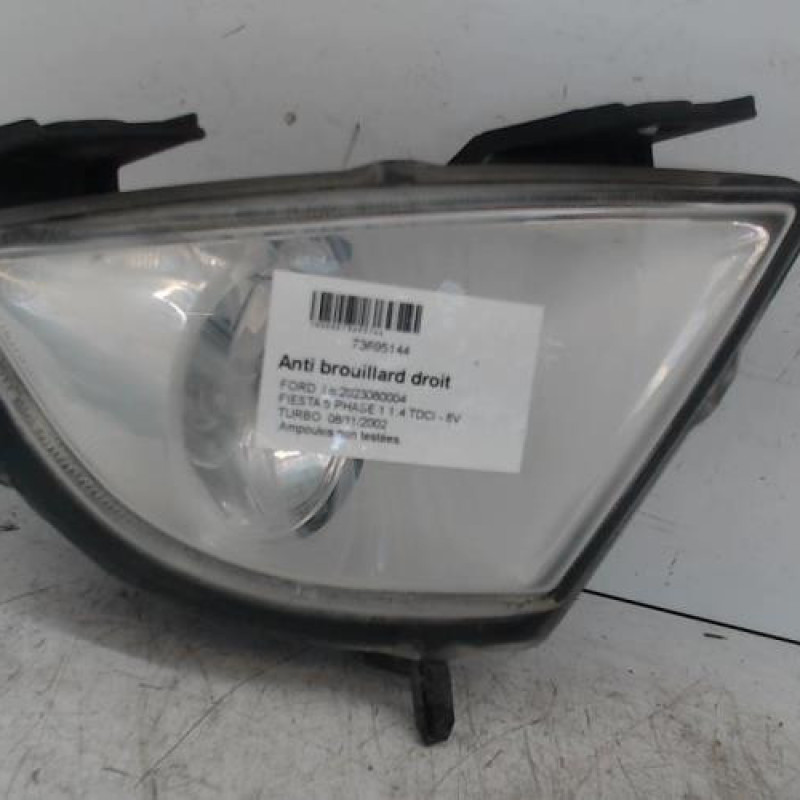 Anti brouillard droit (feux) FORD FIESTA 5 Anti brouillard droit (feux) FORD FIESTA 5