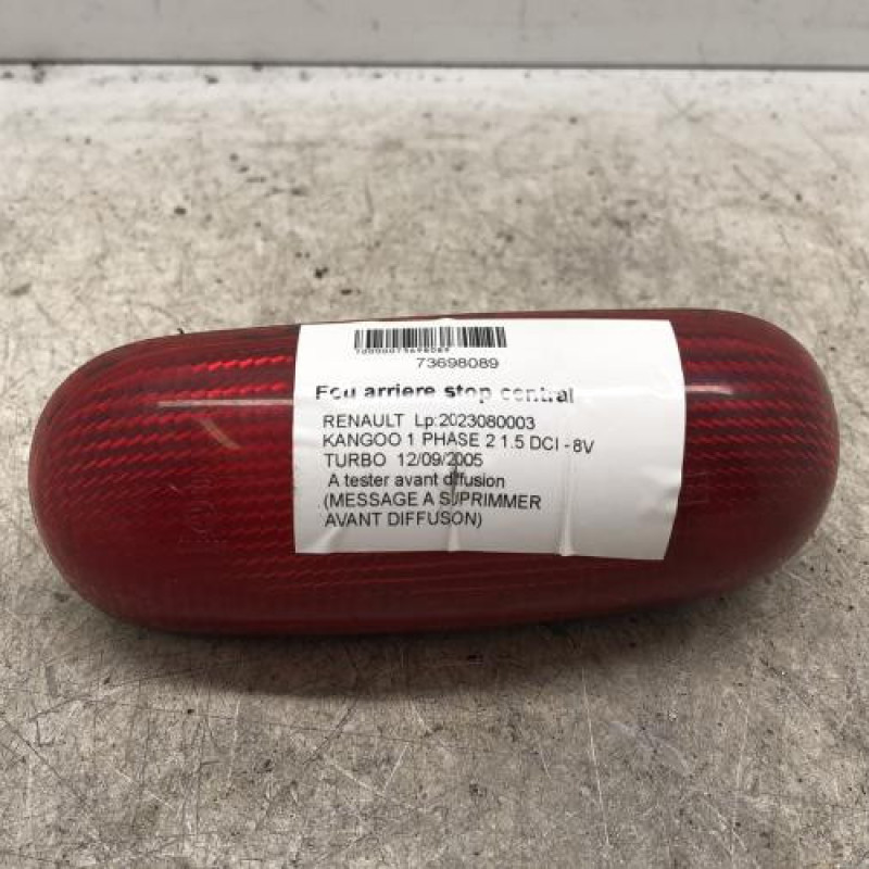 Feu arriere stop central RENAULT KANGOO 1 Feu arriere stop central RENAULT KANGOO 1