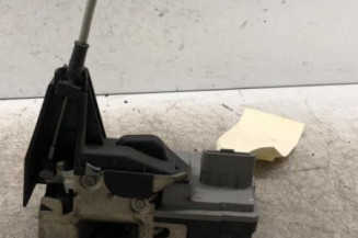 Serrure avant droit PEUGEOT 307