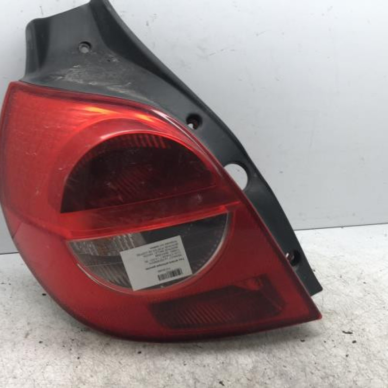 Feu arriere principal gauche (feux) RENAULT CLIO 3