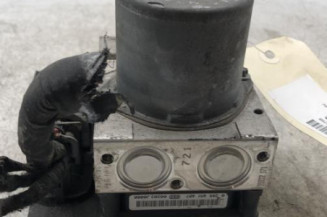 Bloc ABS (freins anti-blocage) AUDI A4 3