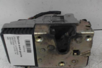 Serrure avant gauche PEUGEOT 206