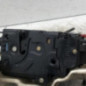 Serrure avant droit VOLKSWAGEN GOLF 5