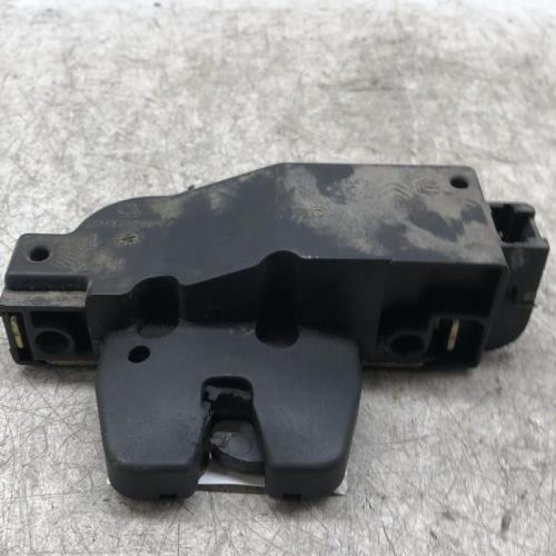 Serrure de hayon CITROEN C3 1 Serrure de hayon CITROEN C3 1