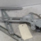 Leve vitre electrique avant gauche TOYOTA YARIS 2