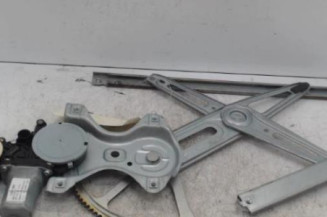 Leve vitre electrique avant gauche TOYOTA YARIS 2