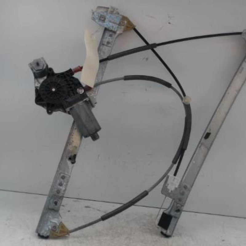 Leve vitre electrique avant droit CITROEN XSARA