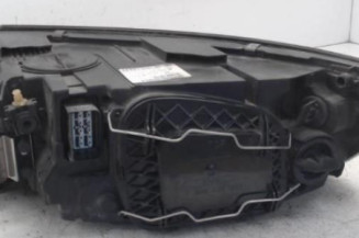 Optique avant principal droit (feux)(phare) VOLVO V 50