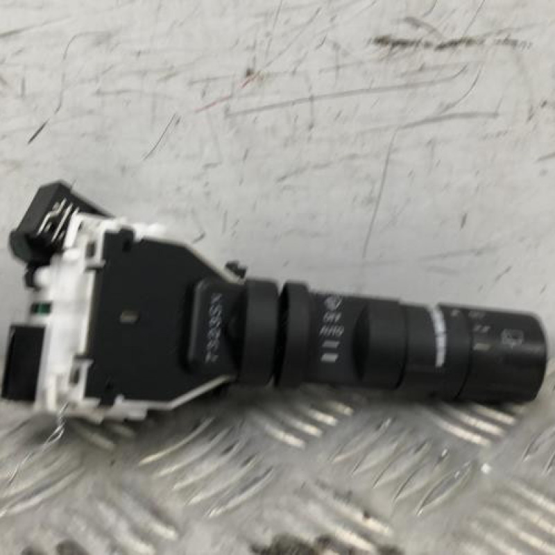 Commodo d'essuie glaces NISSAN QASHQAI 1
