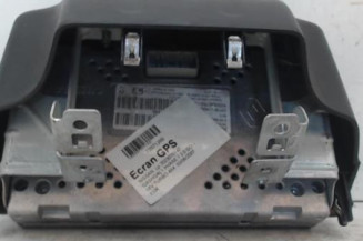 Ecran GPS NISSAN QASHQAI 1