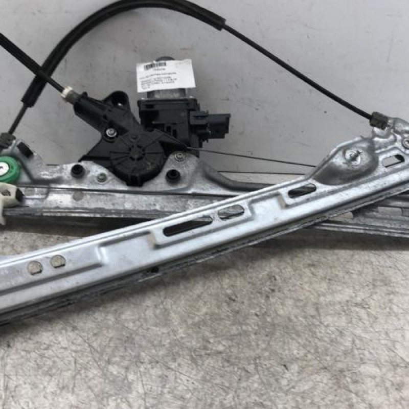 Leve vitre electrique avant gauche RENAULT MEGANE 4