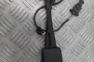 Attache ceinture avant droit AUDI A4 3