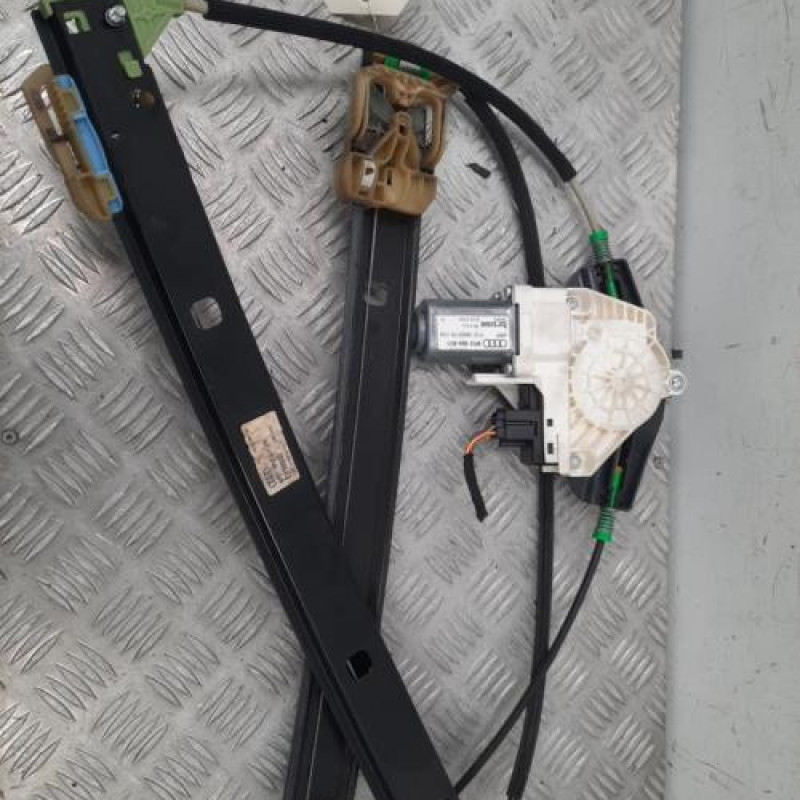 Leve vitre electrique avant gauche AUDI A4 3