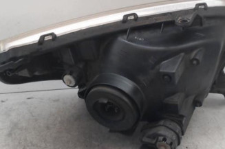 Optique avant principal gauche (feux)(phare) TOYOTA RAV4 2