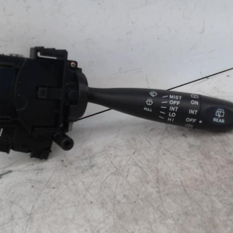 Commodo d'essuie glaces TOYOTA RAV4 2 Commodo d'essuie glaces TOYOTA RAV4 2