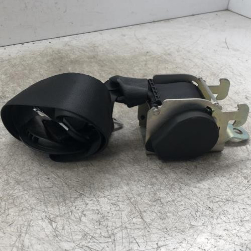 Ceinture arriere centrale PEUGEOT 308 1 SW Ceinture arriere centrale PEUGEOT 308 1 SW