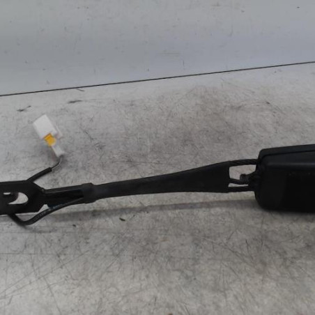 Attache ceinture avant droit PEUGEOT 3008 1