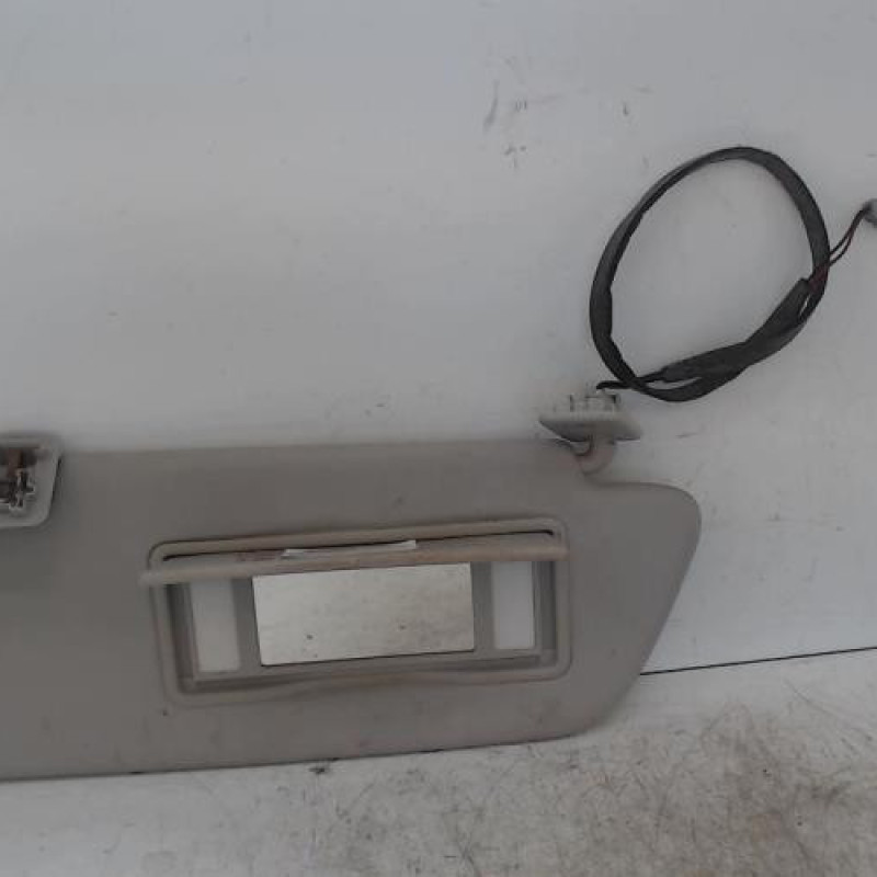 Pare soleil droit PEUGEOT 3008 1