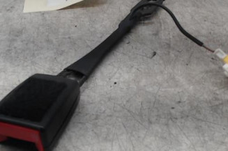 Attache ceinture avant gauche PEUGEOT 3008 1